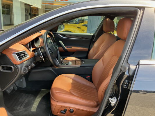 MASERATI Ghibli S Q4 3.0 V6-image-8