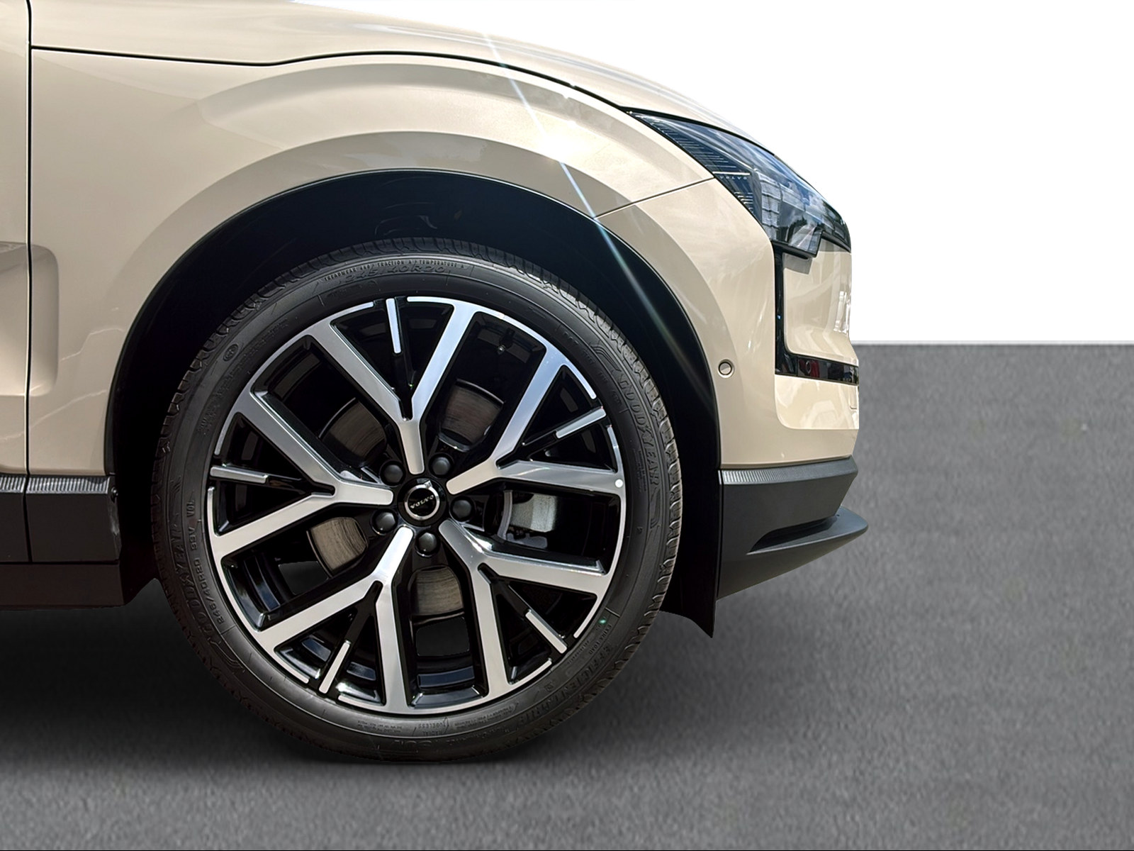 VOLVO EX30 E60 Ultra-image-16
