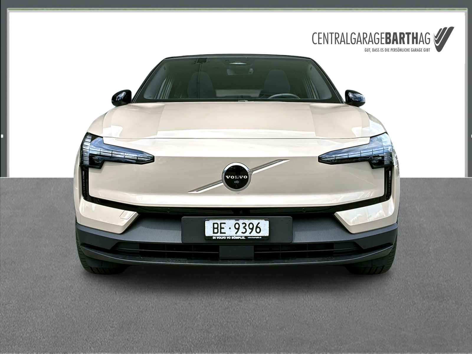 VOLVO EX30 E60 Ultra-image-1