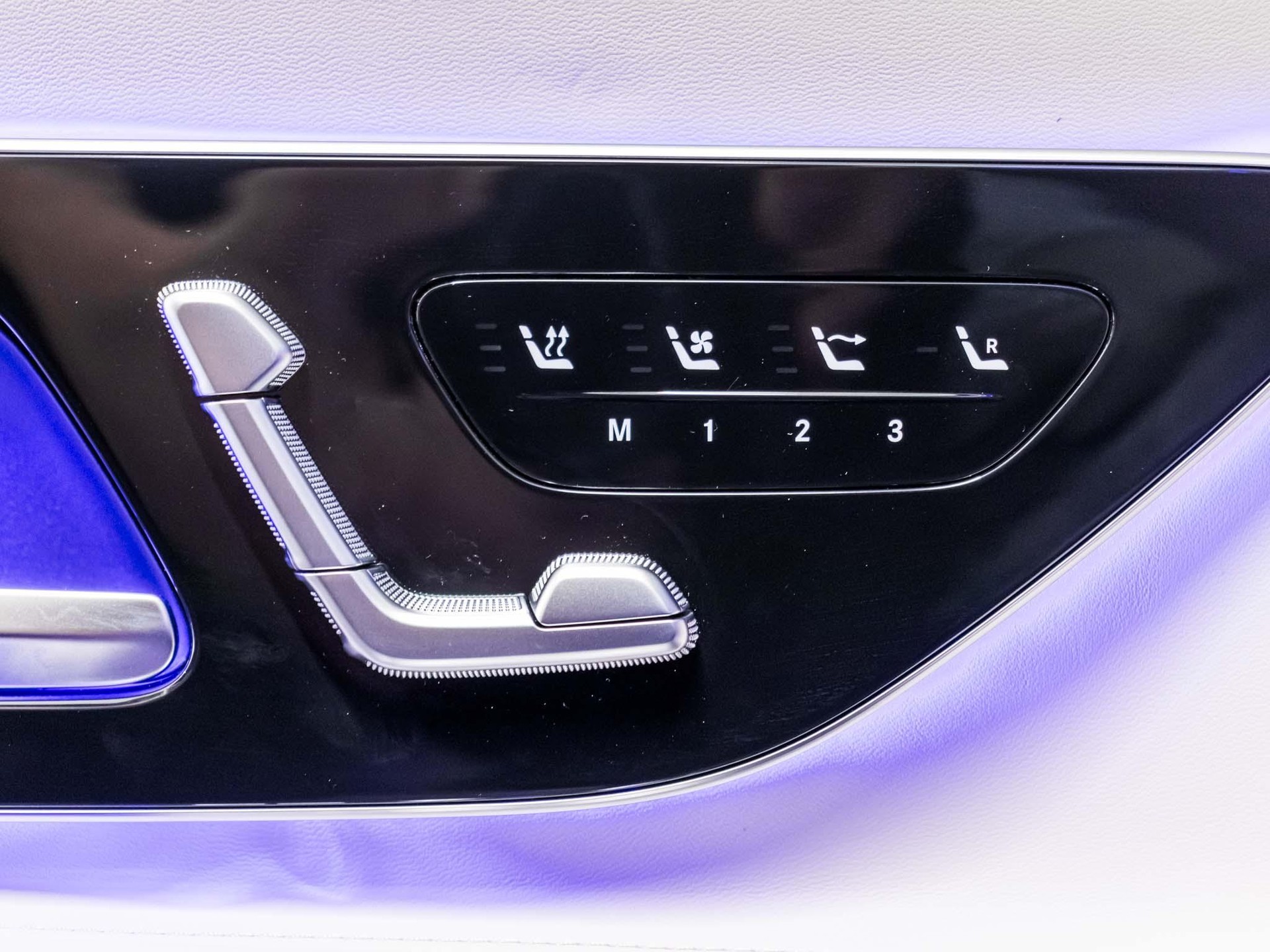 MERCEDES-BENZ SL 63 S AMG E Performance "Executive Edition"-image-11