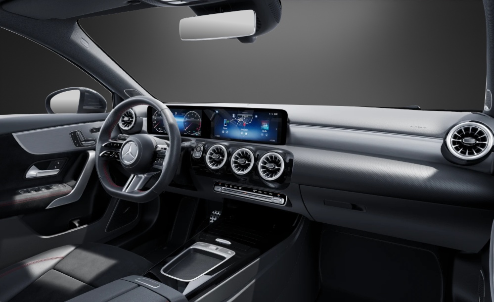 MERCEDES-BENZ A 180 7G-DCT-image-7