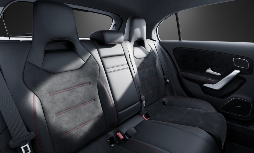 MERCEDES-BENZ A 180 7G-DCT-image-9