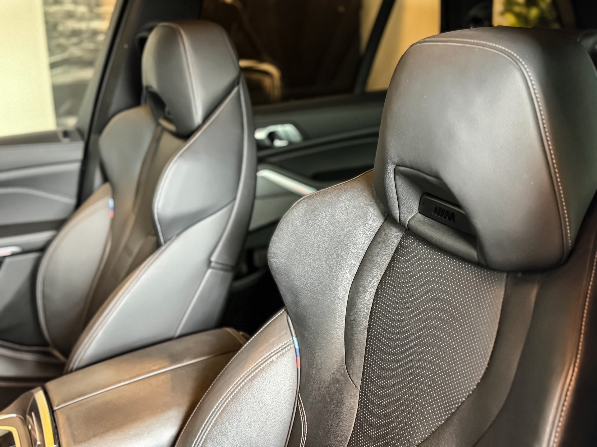 BMW X5 xDrive M50d Steptronic-image-9