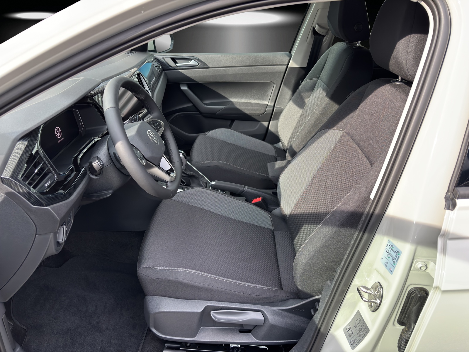 VW Polo 1.0 TSI Life DSG-image-9