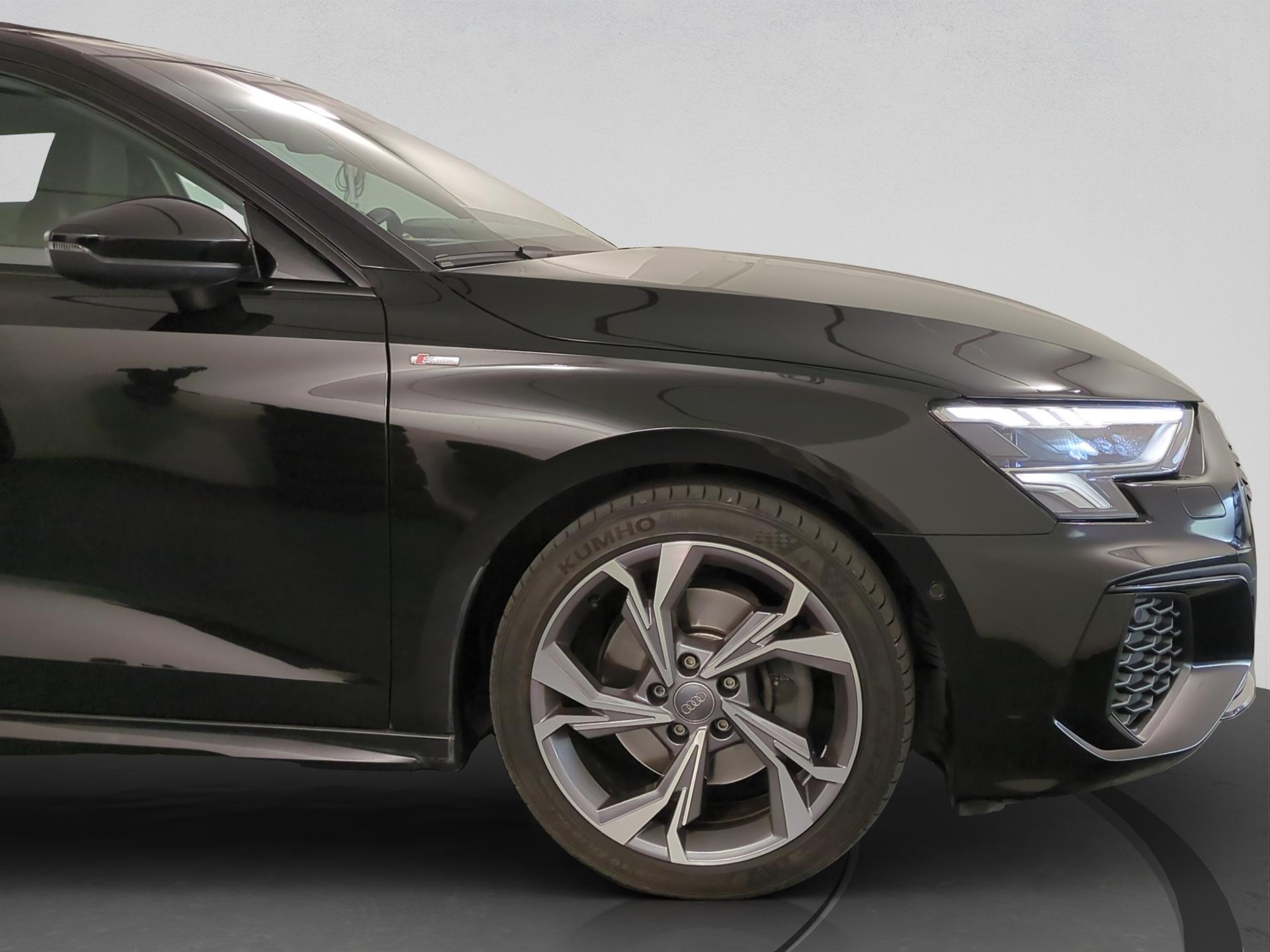 AUDI A3 Sportback 35 TFSI S line Attraction S-tronic-image-16