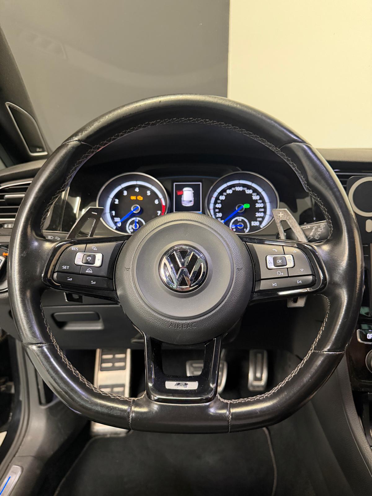 VW Golf 2.0 TSI R 4Motion DSG-image-9
