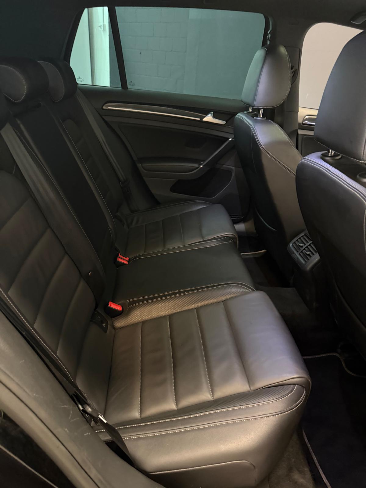 VW Golf 2.0 TSI R 4Motion DSG-image-17
