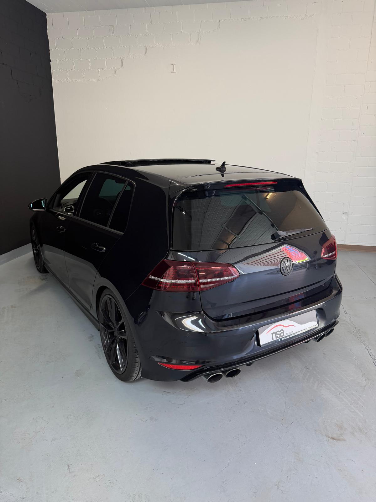 VW Golf 2.0 TSI R 4Motion DSG-image-4