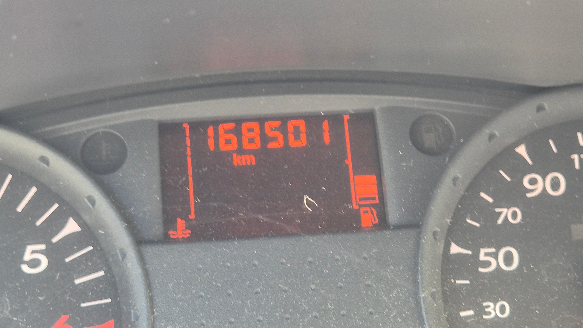 RENAULT Clio Grandtour 1.2 16V Turbo 20th Edition-image-12