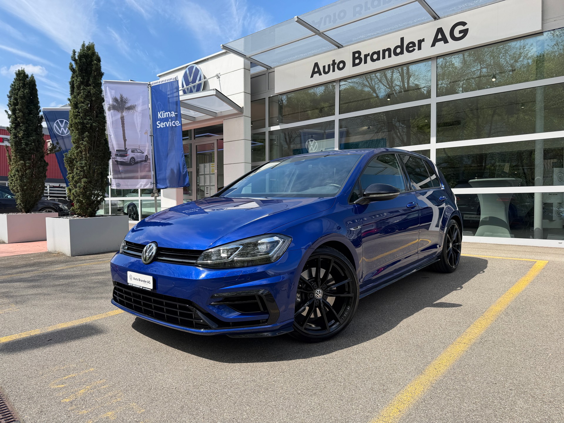 VW Golf 2.0 TSI R 4Motion DSG-showroom-element-1