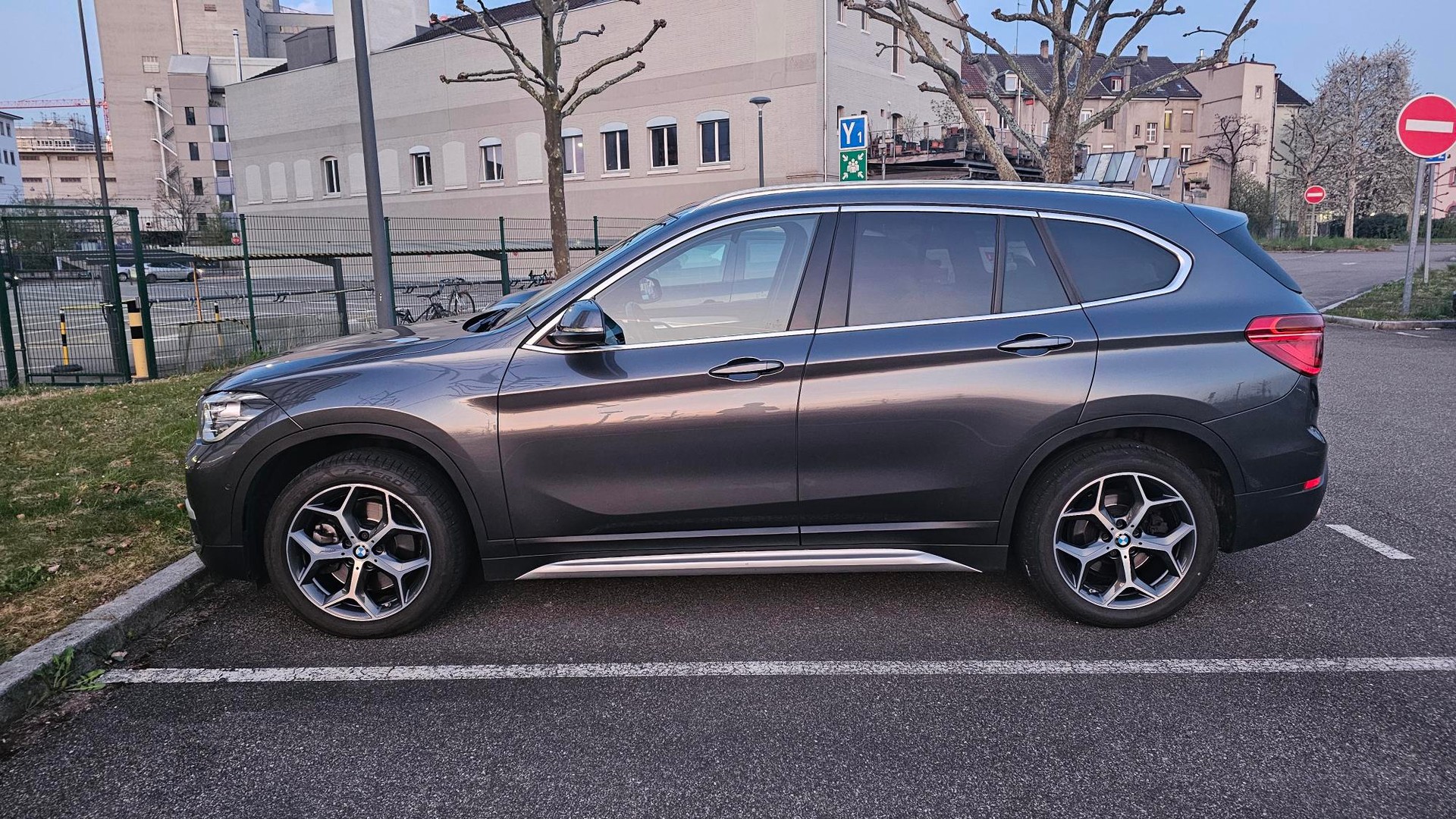 BMW 20d xDrive-image-1