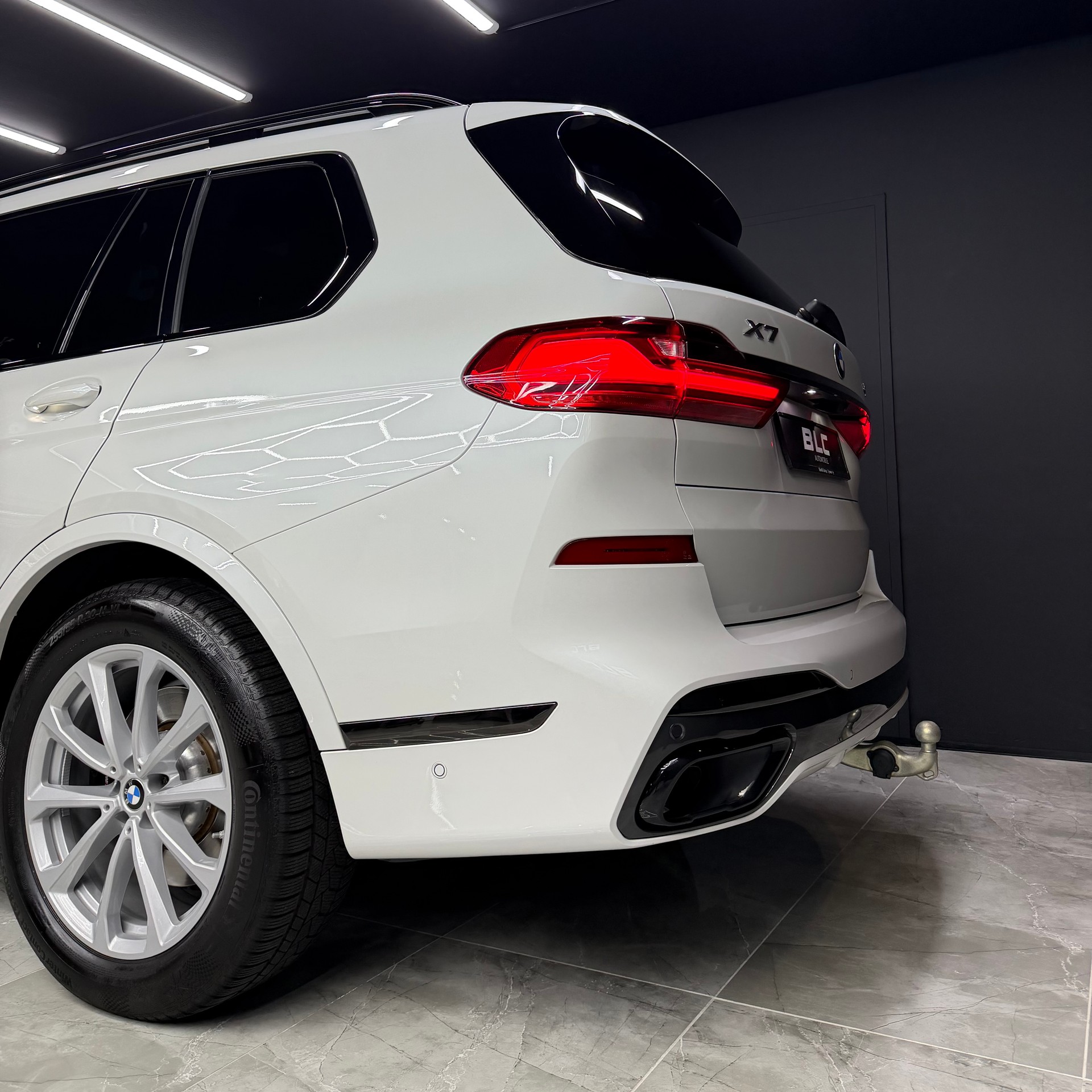 BMW X7 xDrive 48V 40i Steptronic-image-6