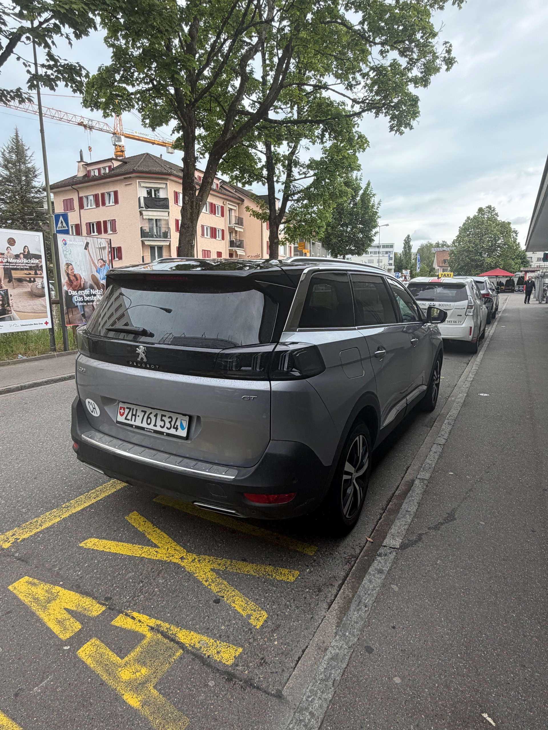 PEUGEOT 1.5 BlueHDi GT-image-1