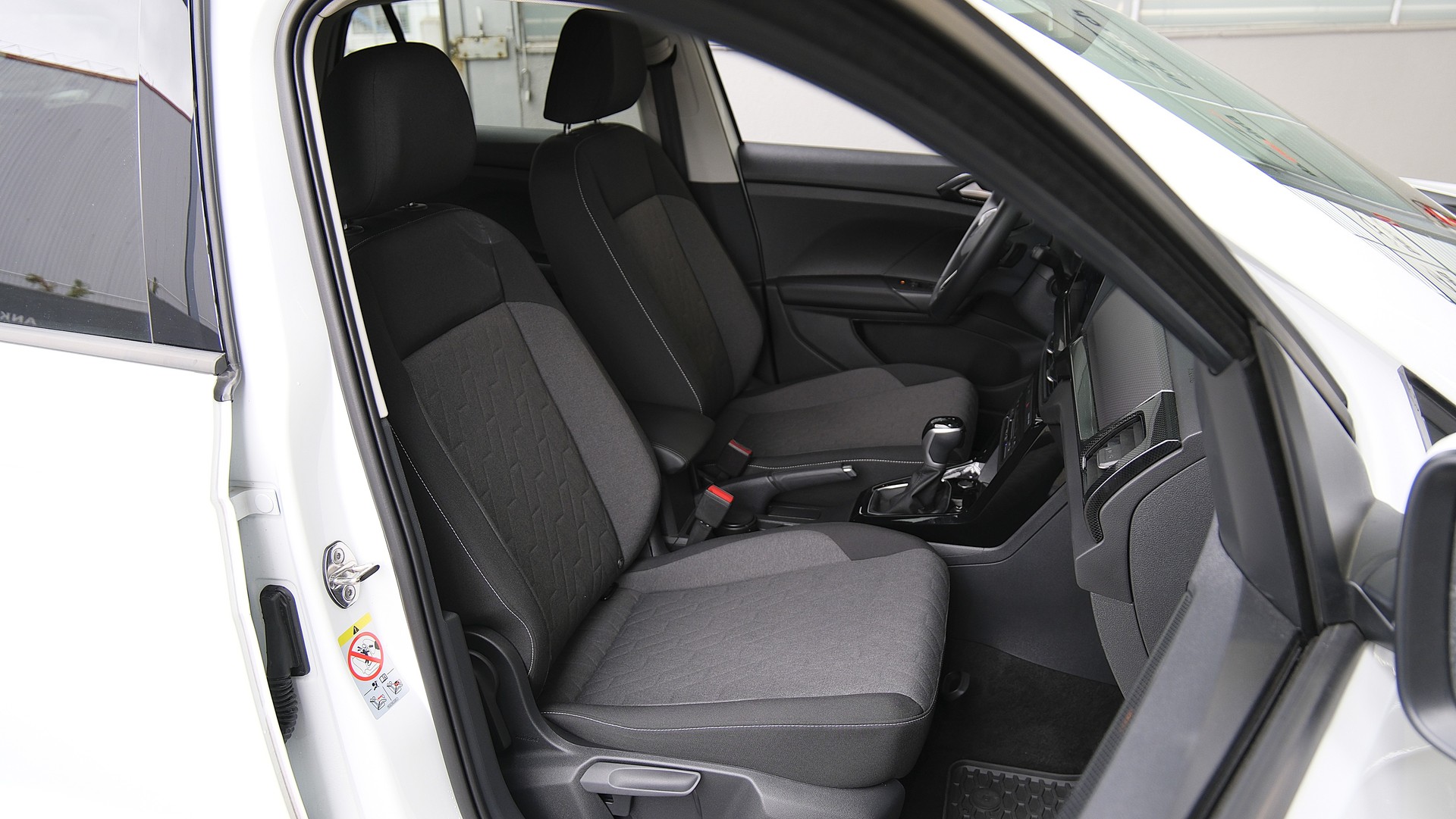 VW T-Cross 1.0 TSI EVO United DSG-image-16