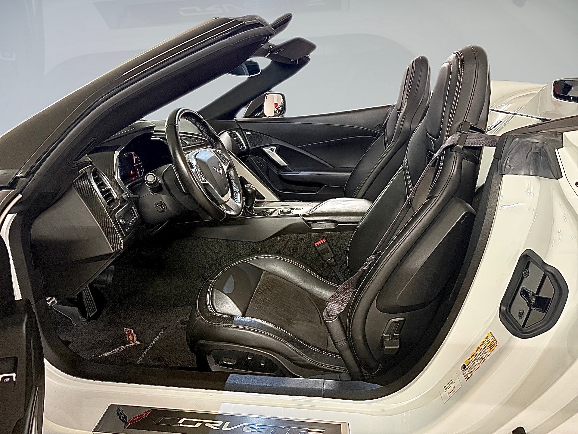 CHEVROLET Corvette Convertible Stingray-image-9