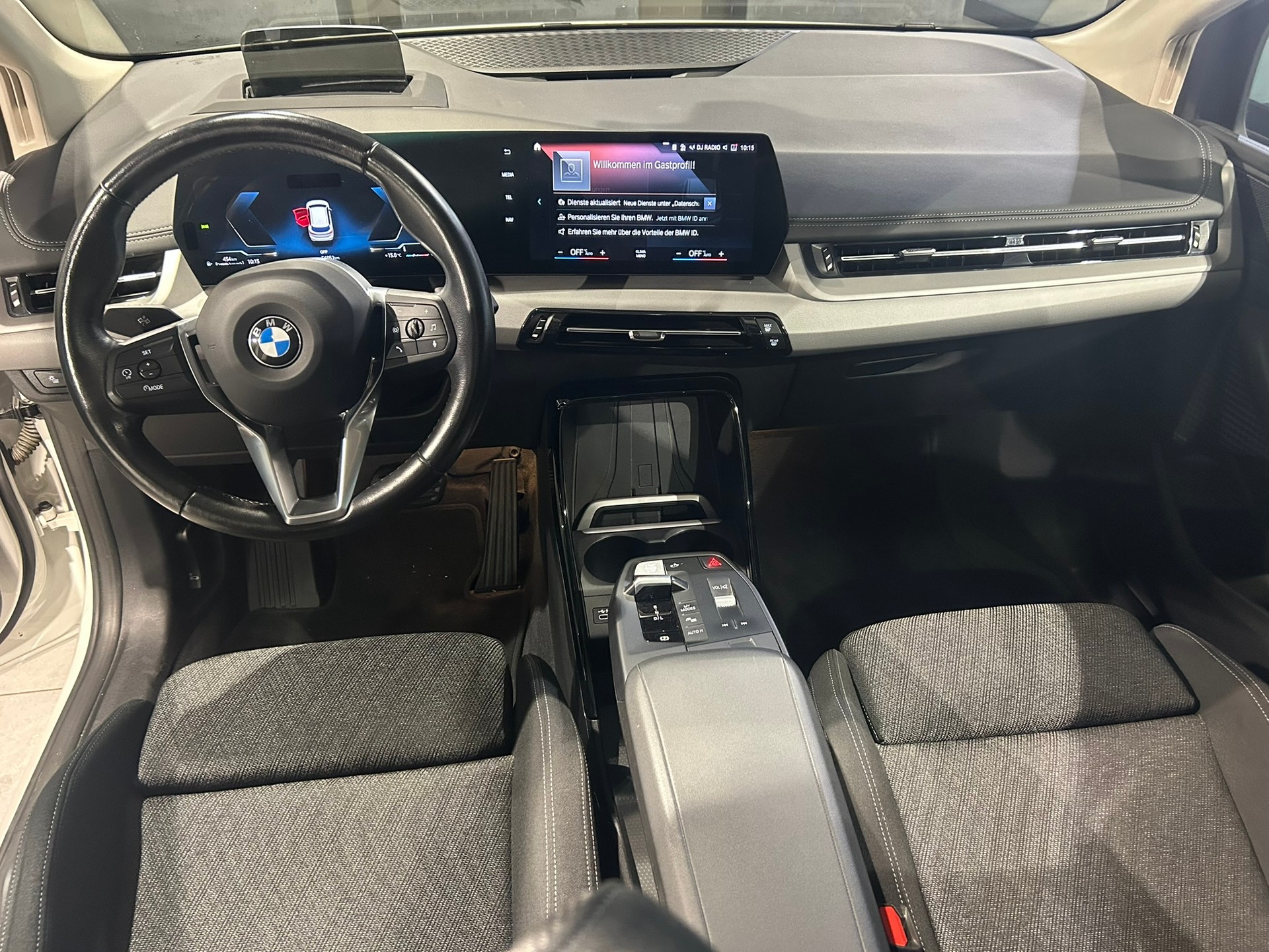 BMW 223d Active Tourer xDrive DKG-image-27