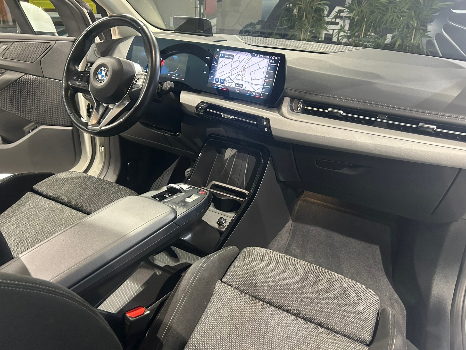 BMW 223d Active Tourer xDrive DKG-image-25