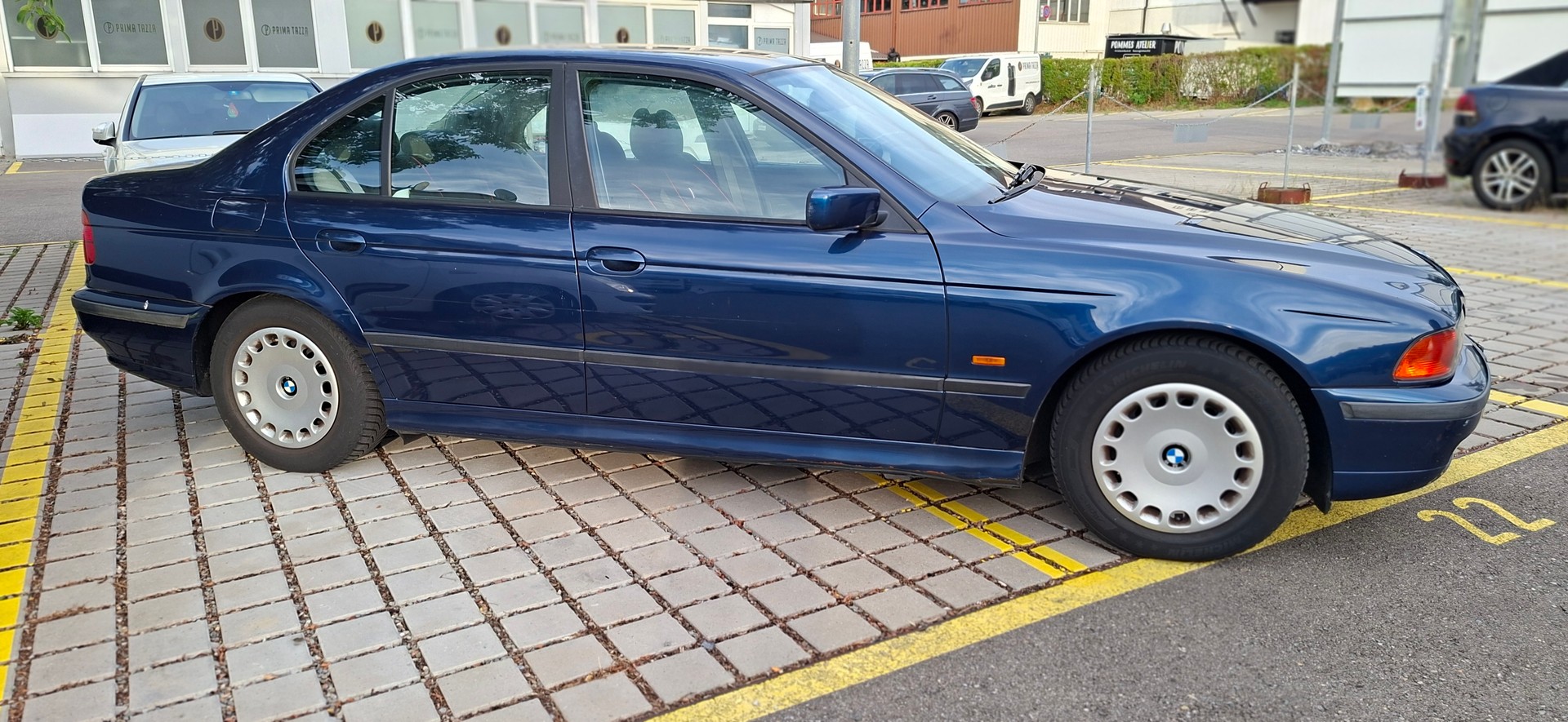 BMW 528-image-3