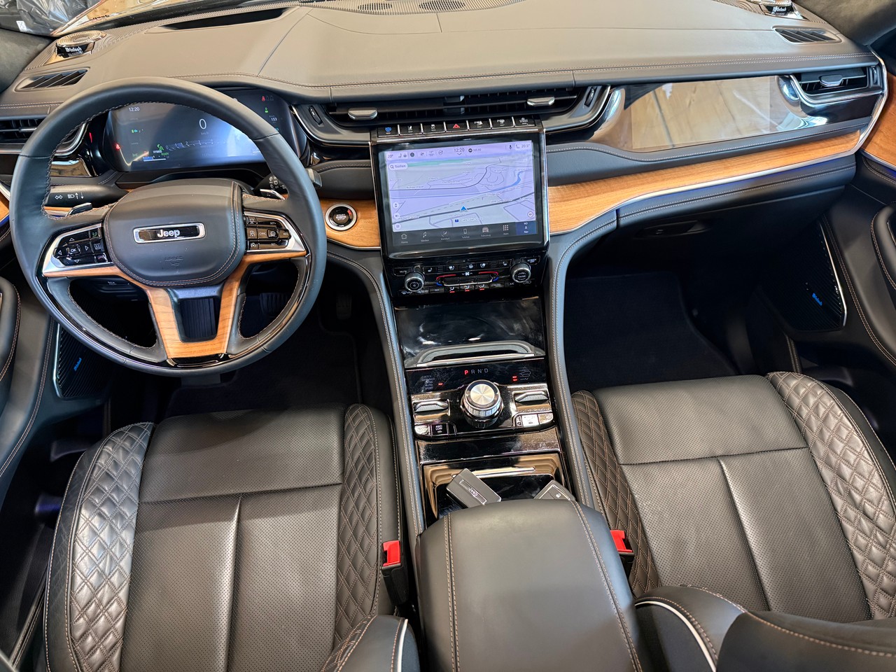 JEEP Grand Cherokee 2.0 Plug-in-Hybrid Summit Reserve 4xe-image-8