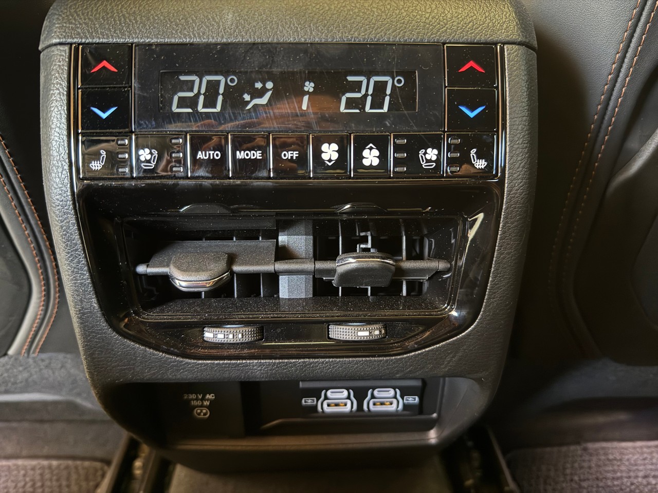 JEEP Grand Cherokee 2.0 Plug-in-Hybrid Summit Reserve 4xe-image-14