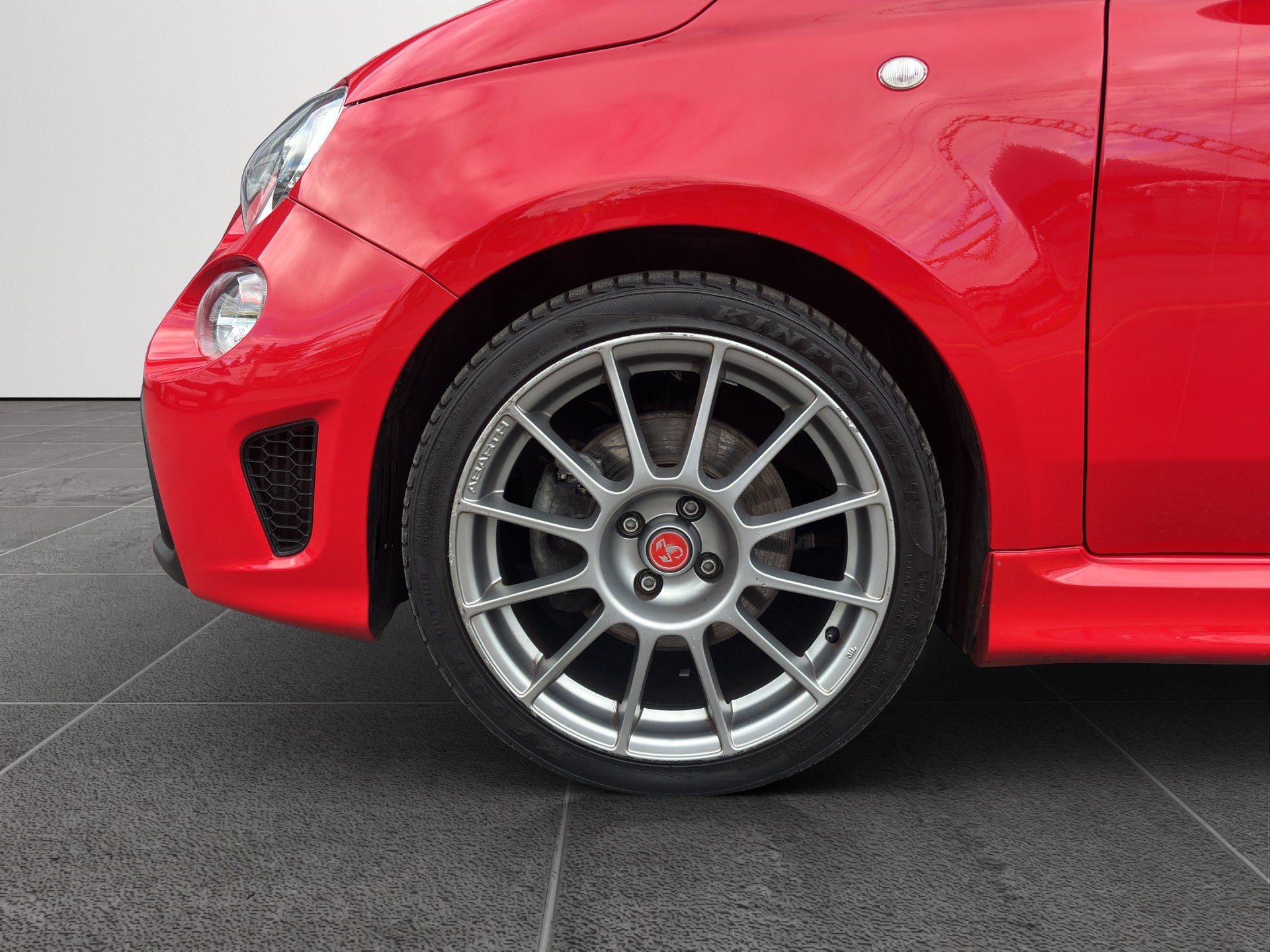 FIAT 595 Abarth 1.4 T-Jet 145-image-12