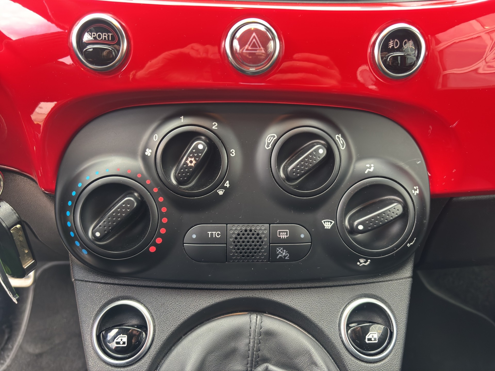 FIAT 595 Abarth 1.4 T-Jet 145-image-10