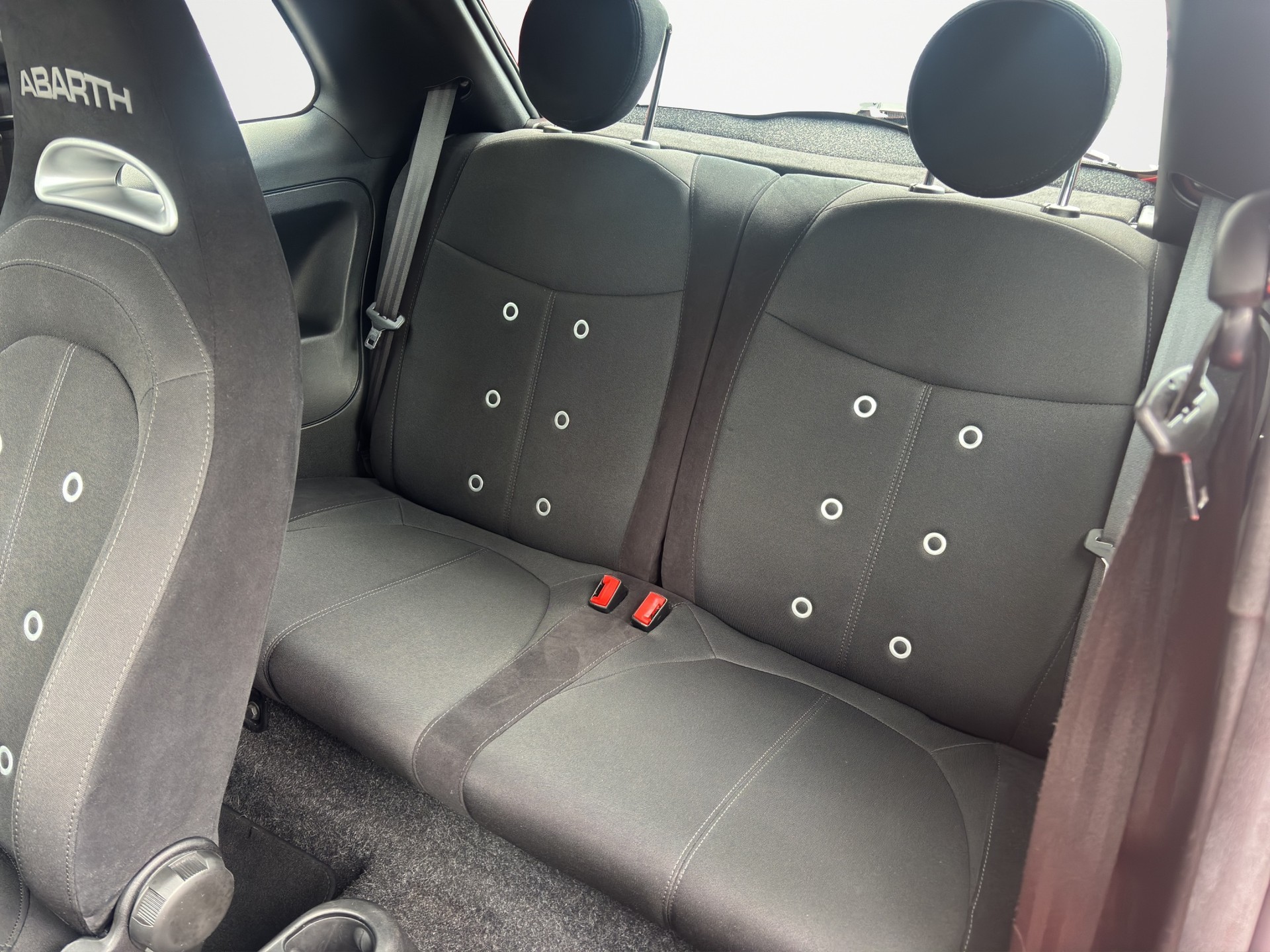 FIAT 595 Abarth 1.4 T-Jet 145-image-7