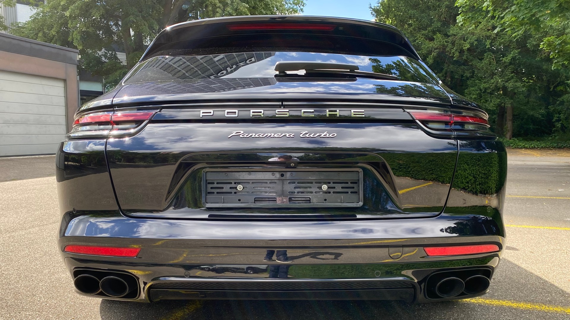 PORSCHE 4.0 V8 Turbo-image-4
