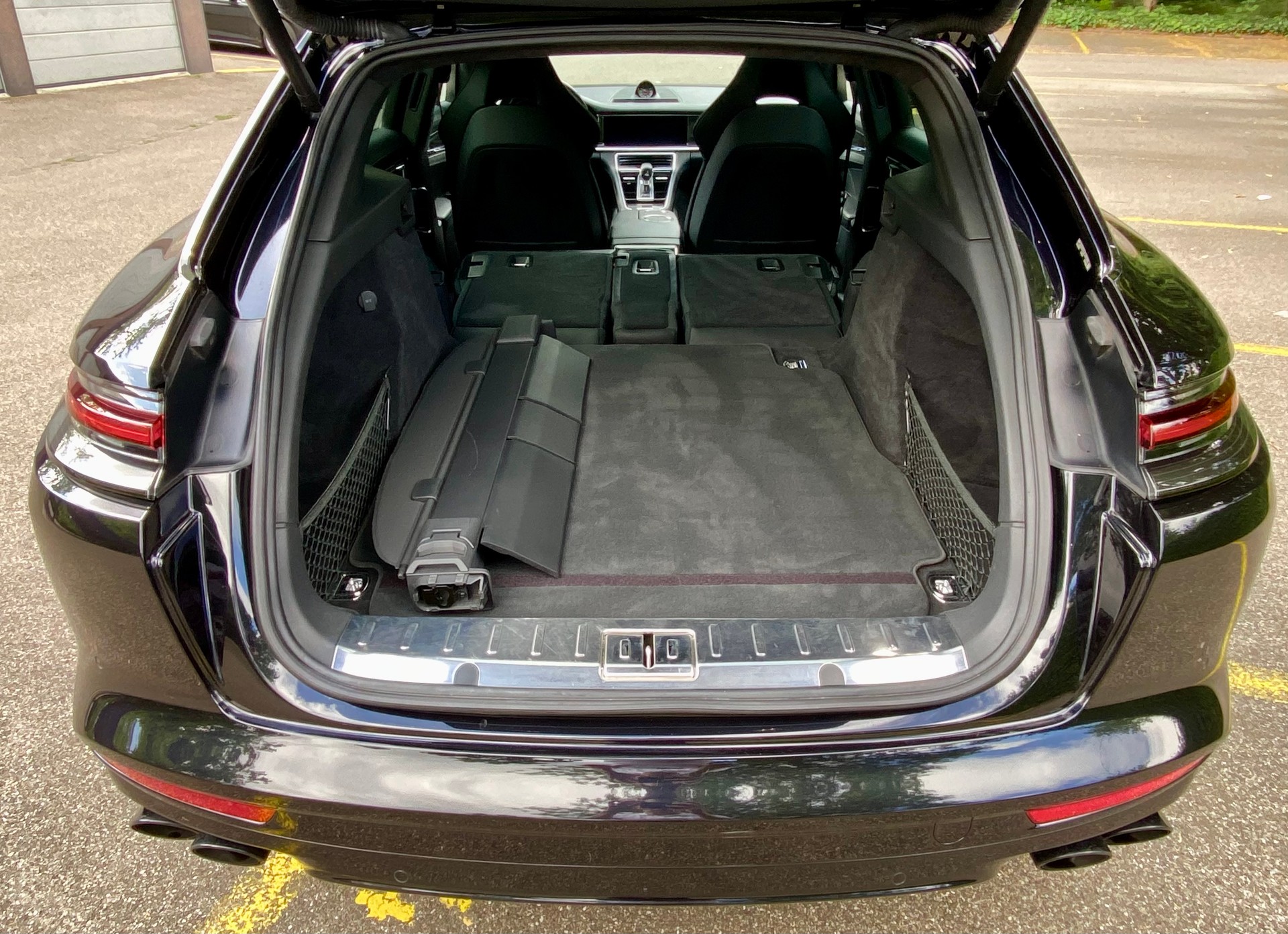 PORSCHE 4.0 V8 Turbo-image-14