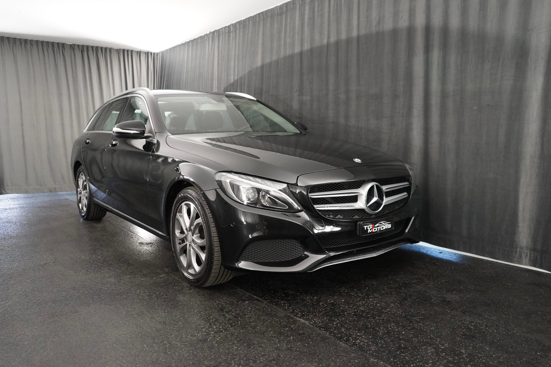 MERCEDES-BENZ C 200 AMG Line 7G-Tronic-image-0