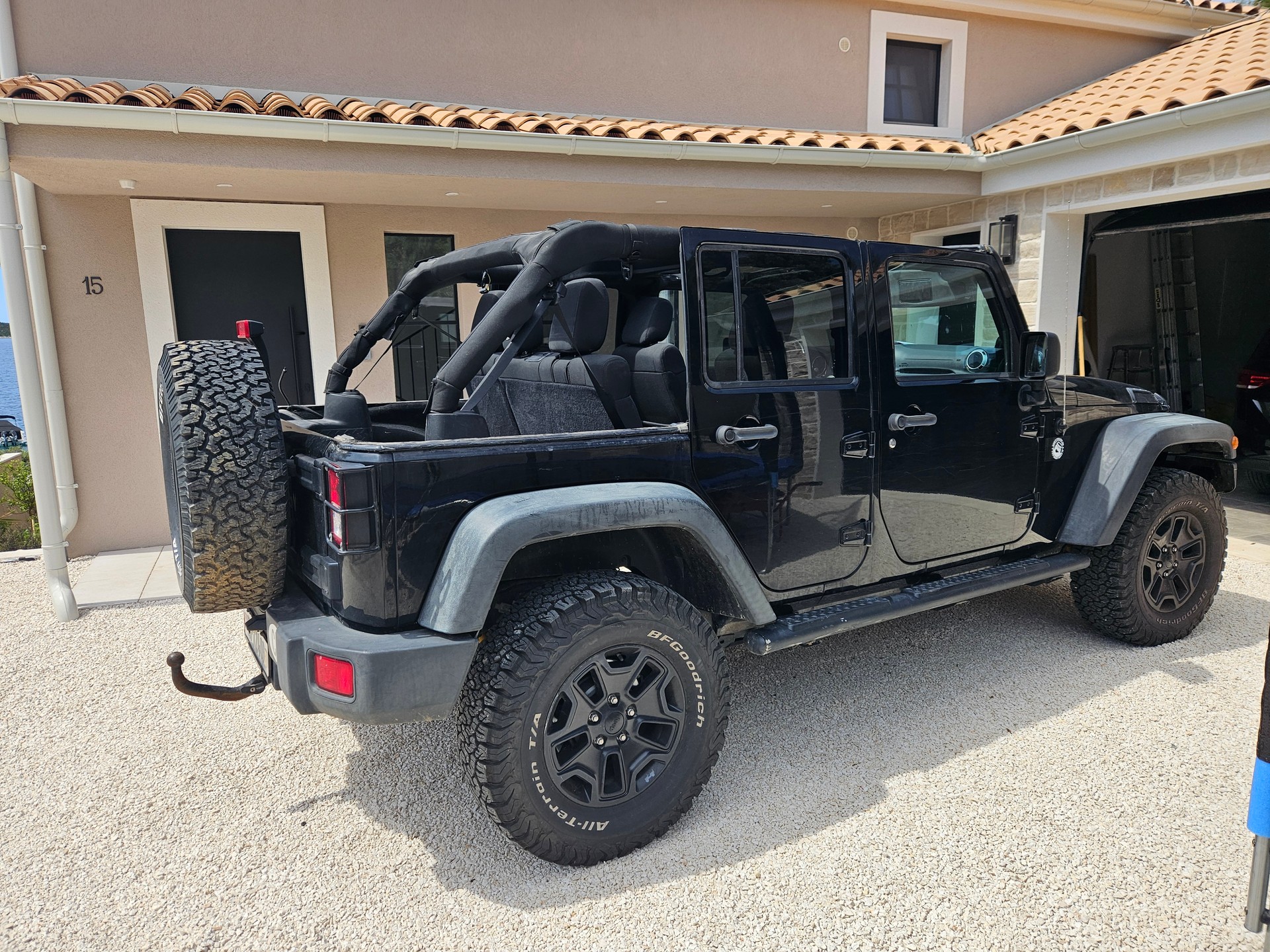 JEEP 2.8 CRD Rubicon Unlimited-image-2