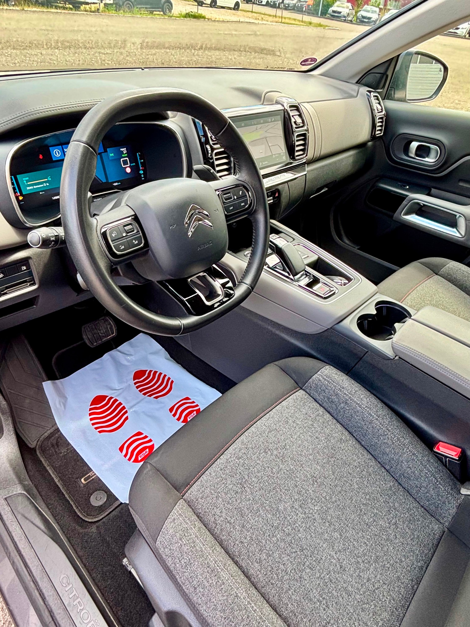 CITROEN C5 Aircross 1.6 PHEV Shine-image-8