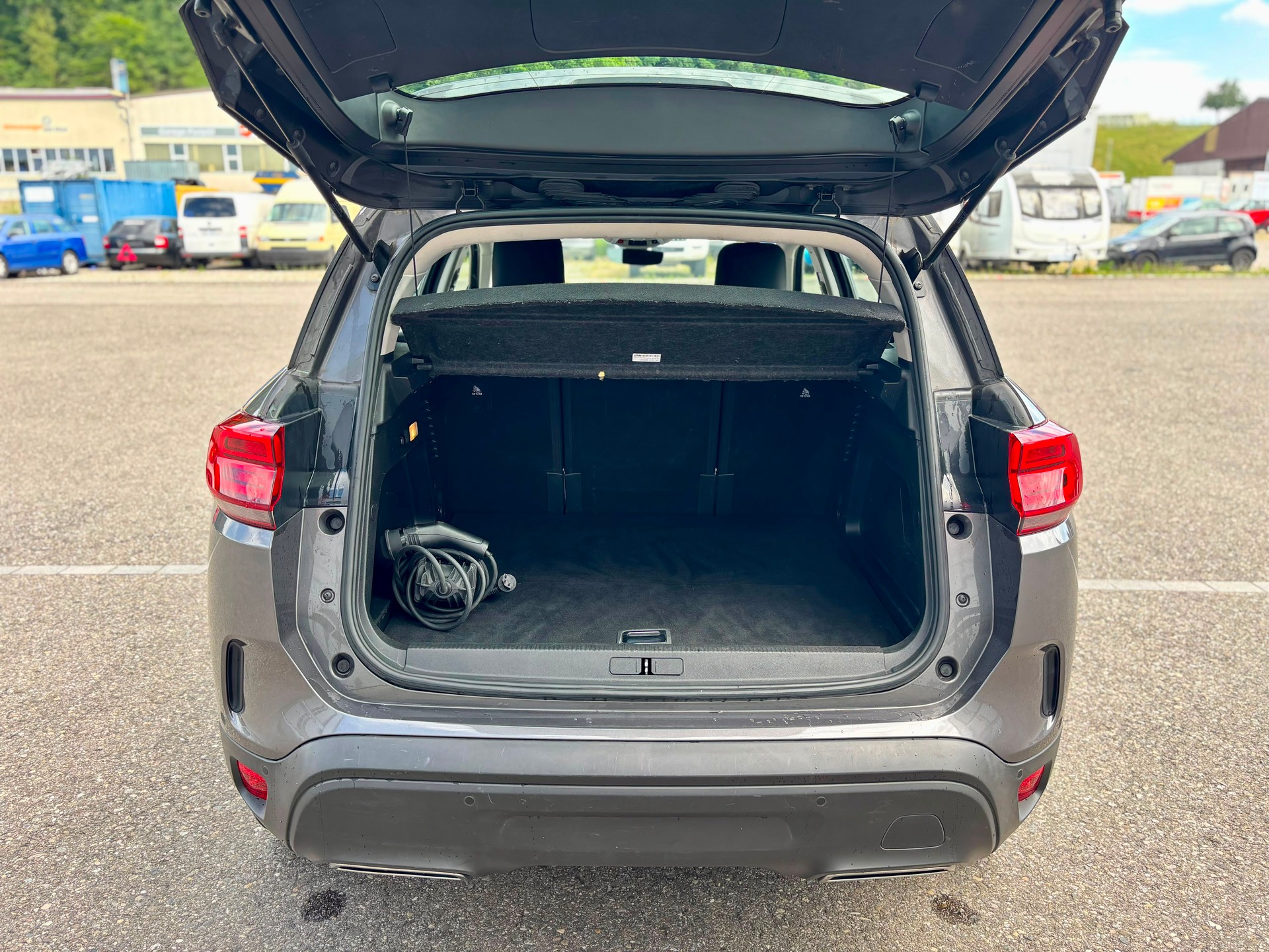 CITROEN C5 Aircross 1.6 PHEV Shine-image-13