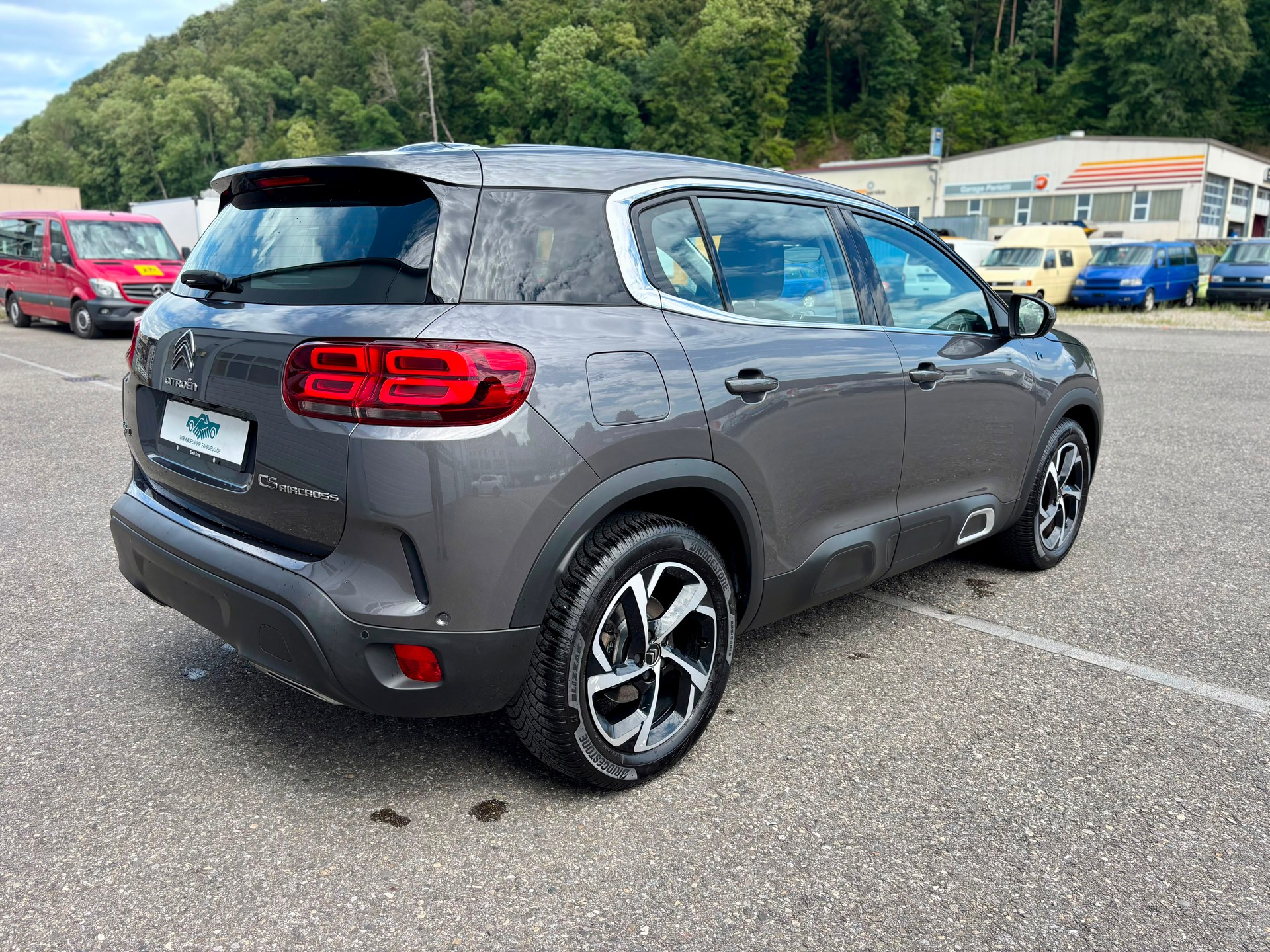 CITROEN C5 Aircross 1.6 PHEV Shine-image-3