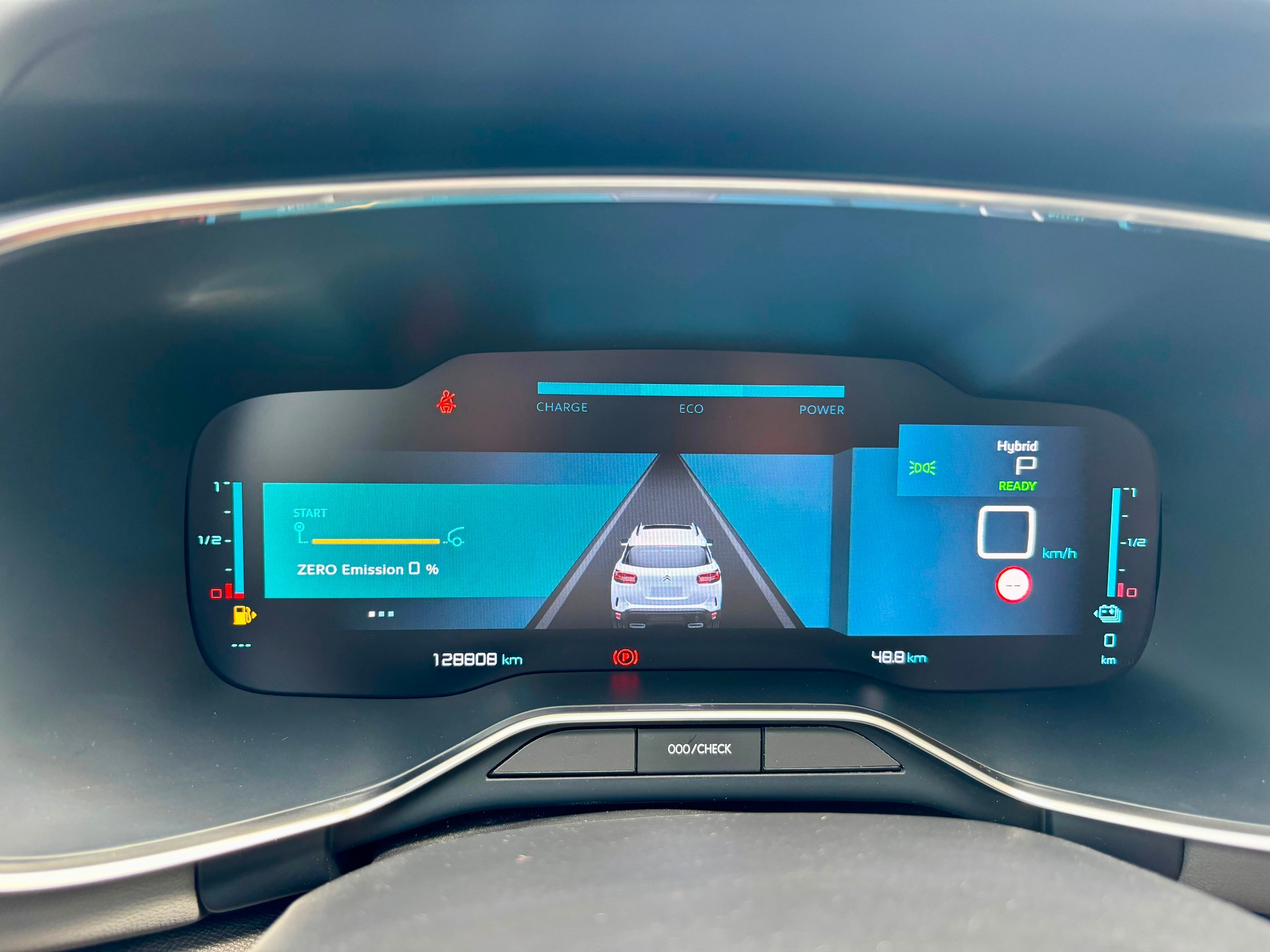 CITROEN C5 Aircross 1.6 PHEV Shine-image-12