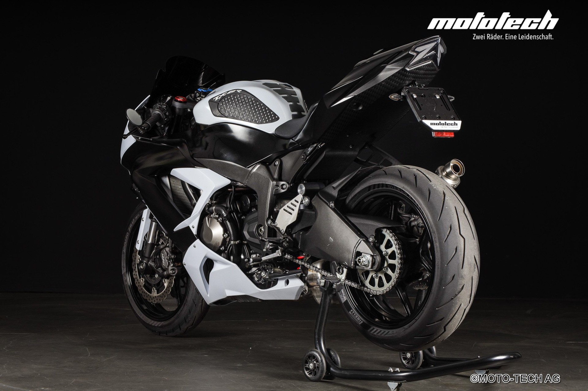 KAWASAKI Ninja ZX-6R (35kW) SC PROJECT-showroom-element-3