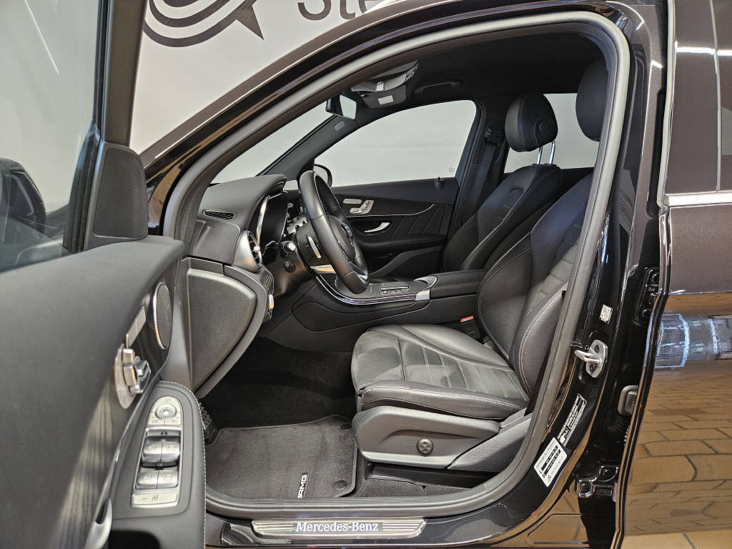 MERCEDES-BENZ GLC 220 d 4Matic AMG Line-image-5