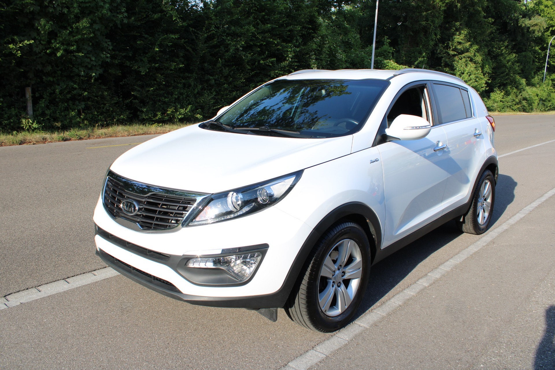 KIA Sportage 2.0 CRDi Style 4WD Automatic-image-0