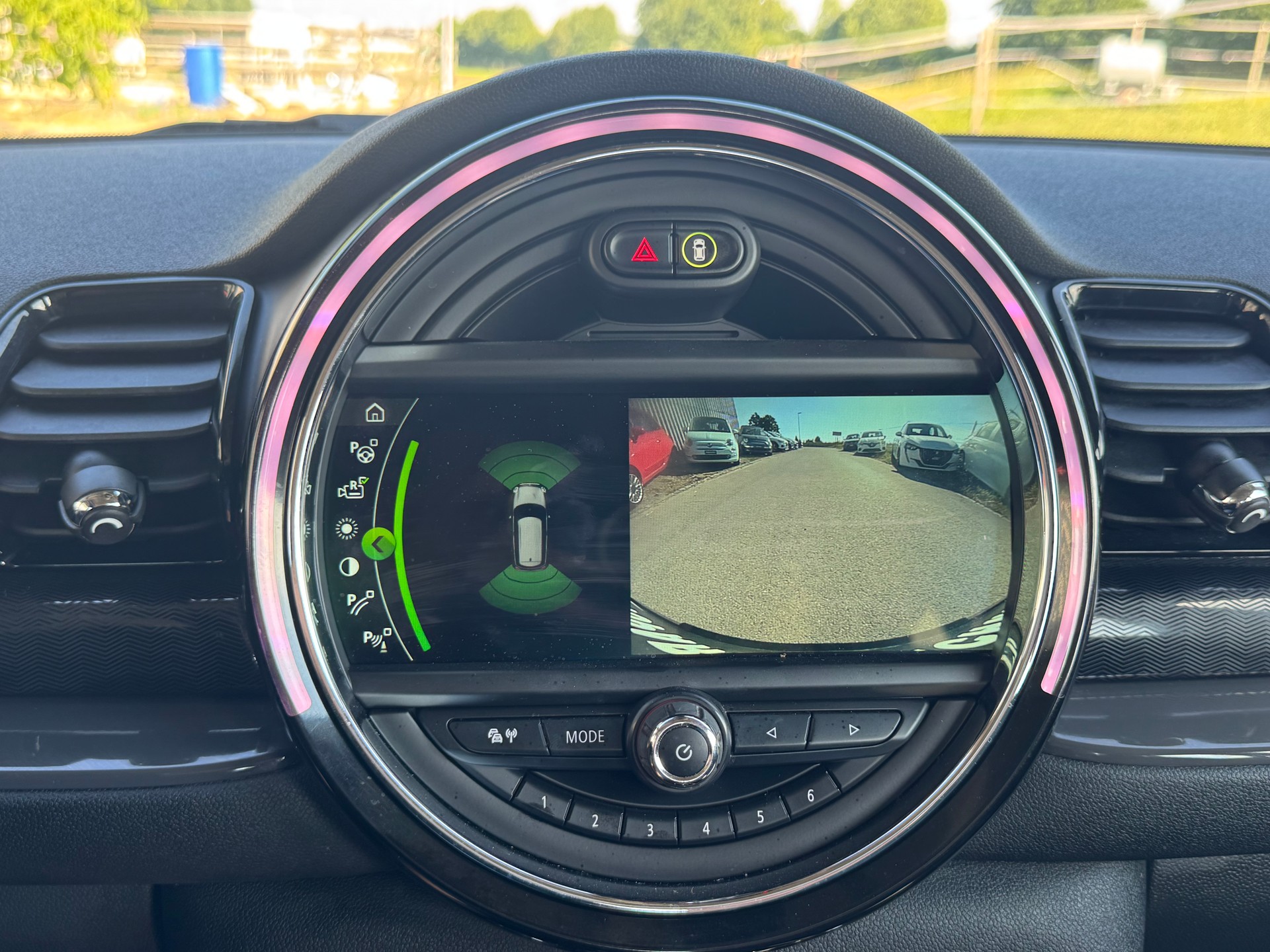 MINI Clubman Cooper Steptronic-image-11