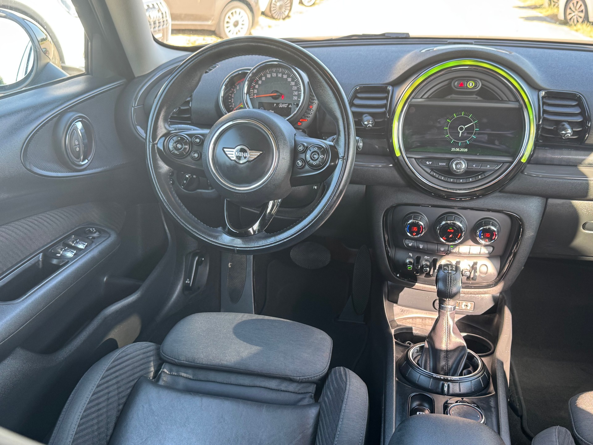 MINI Clubman Cooper Steptronic-image-8
