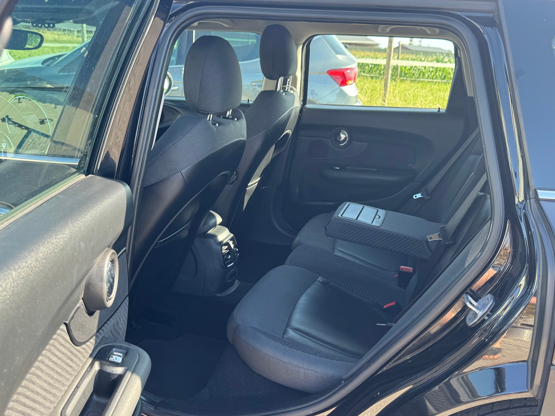 MINI Clubman Cooper Steptronic-image-9