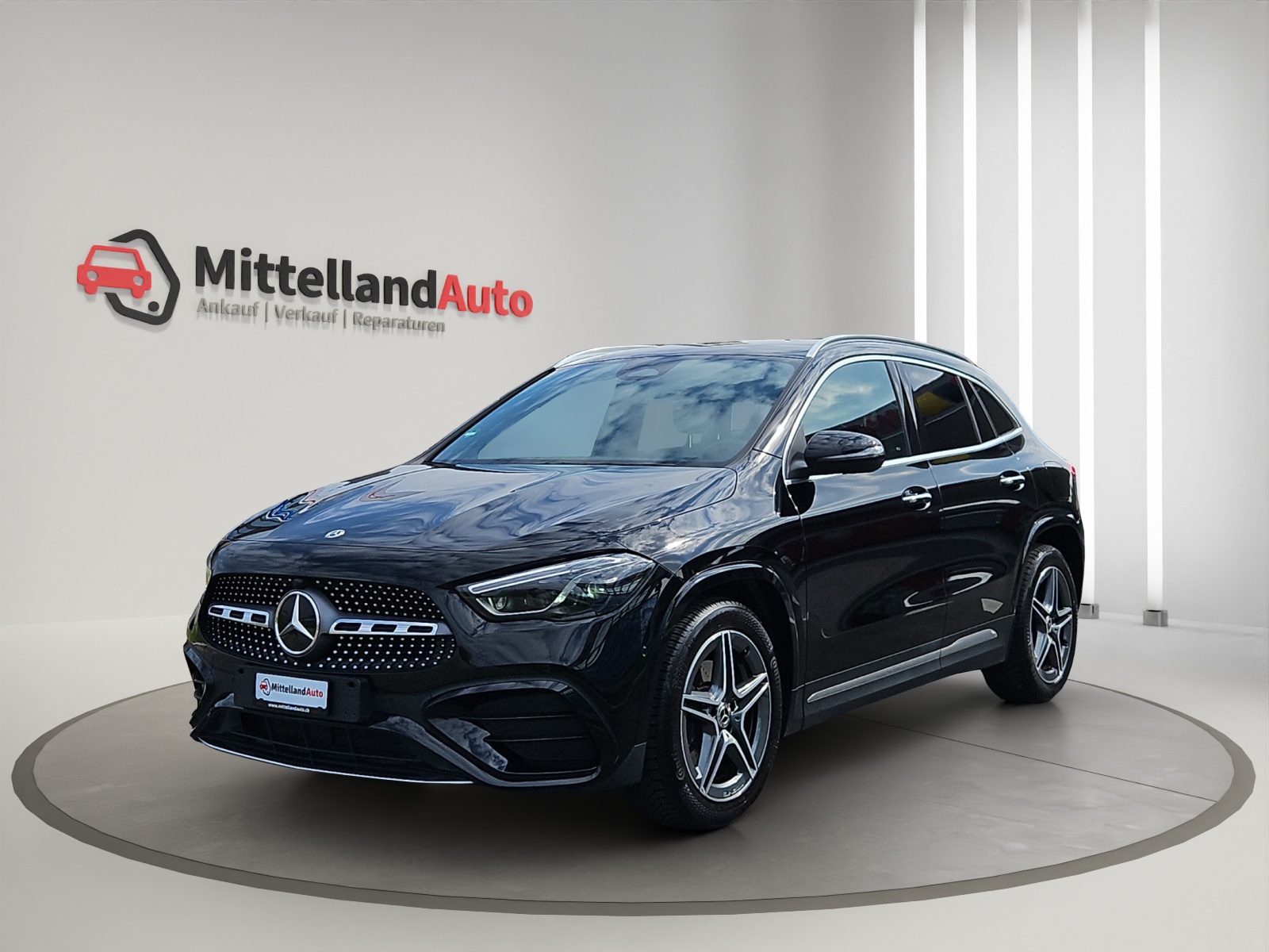 MERCEDES-BENZ GLA 200d AMG Line 8G-DCT-image-0