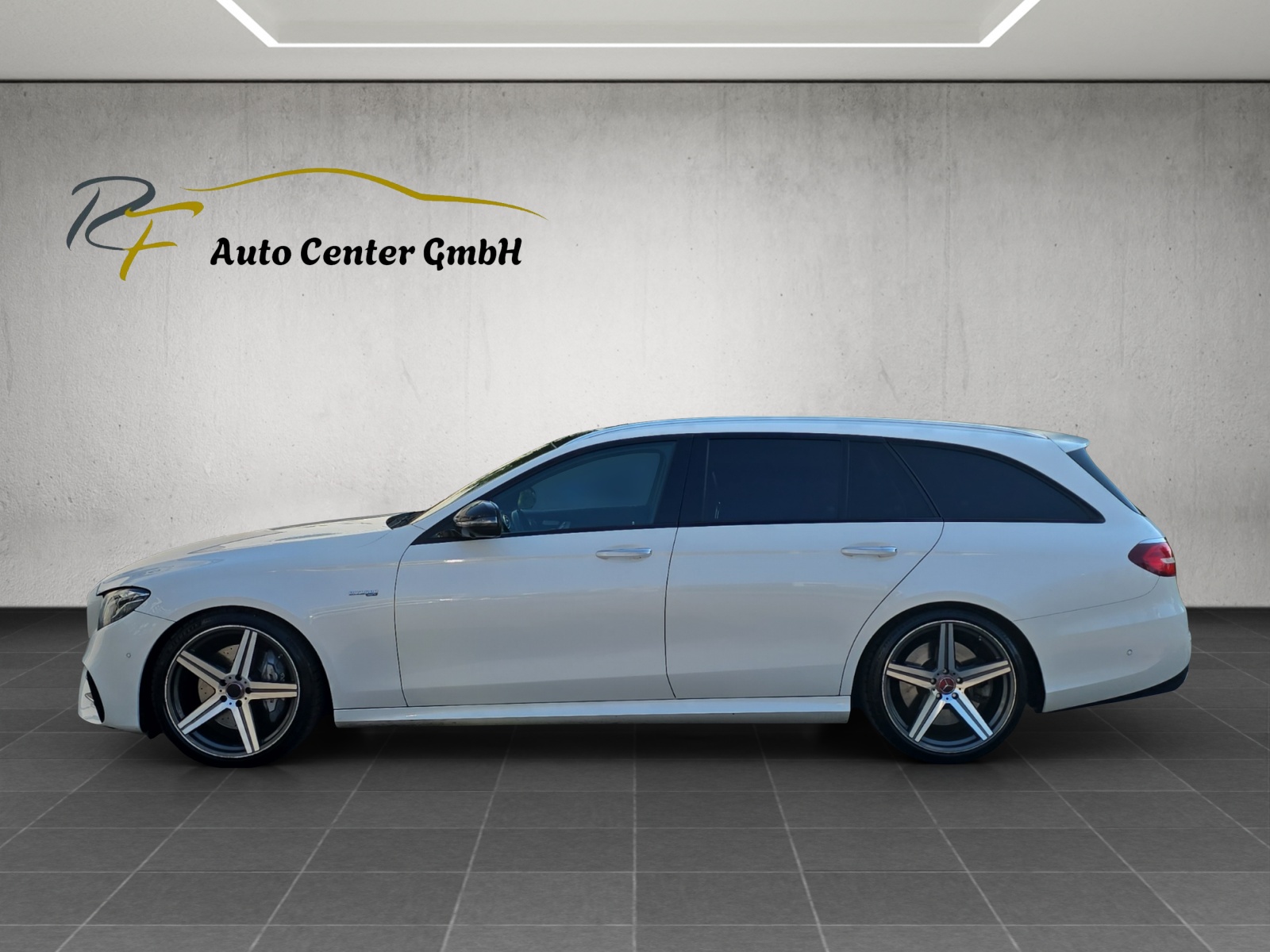 MERCEDES-BENZ E 43 AMG 4 Matic 9G-Tronic-image-4