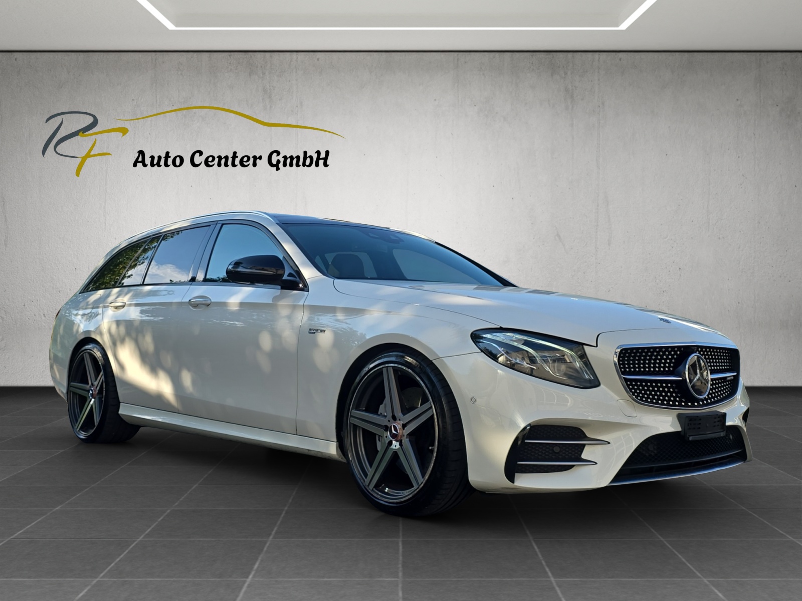 MERCEDES-BENZ E 43 AMG 4 Matic 9G-Tronic-image-2