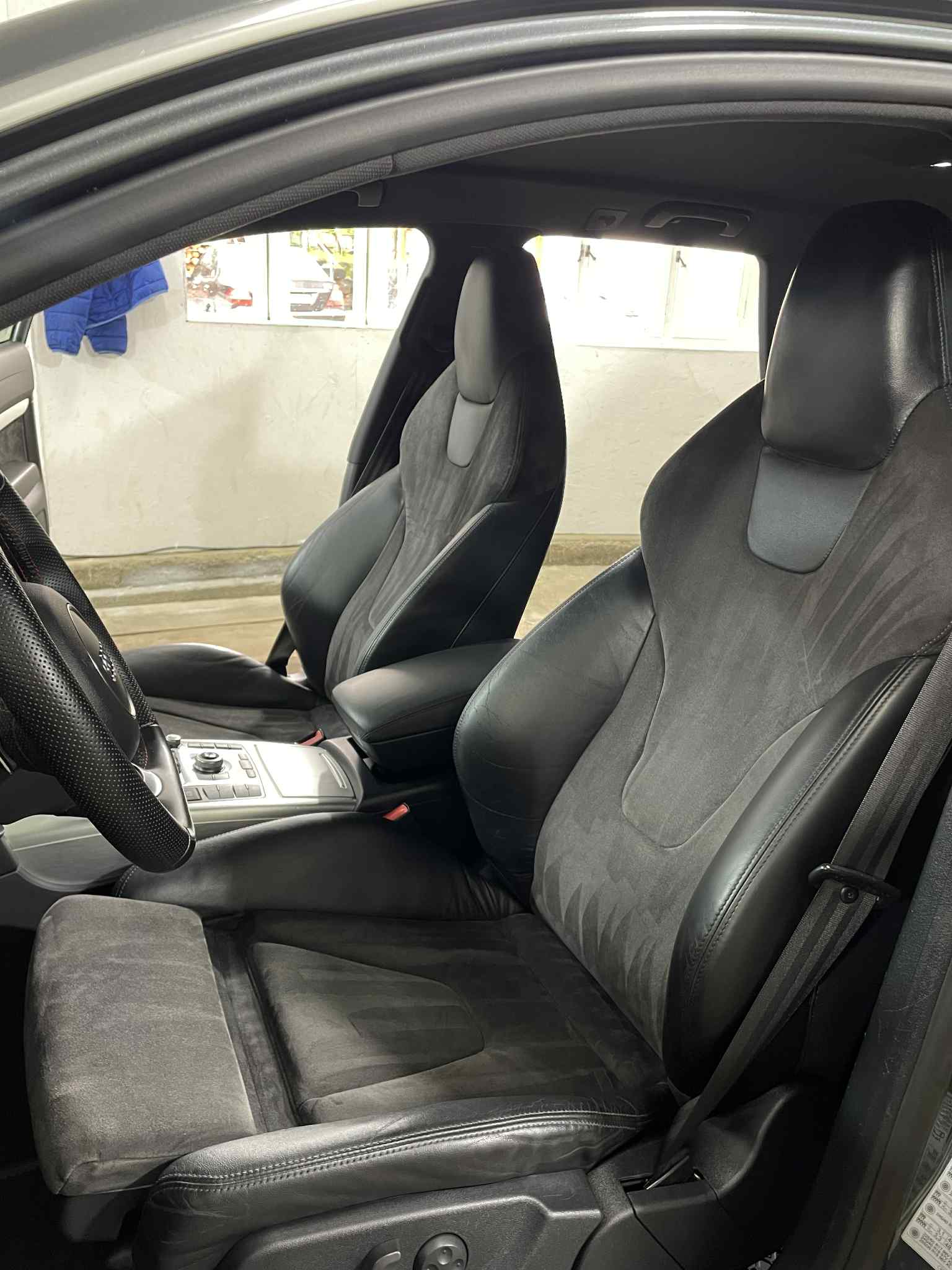 AUDI 3.0 V6 TDI quattro T-Tronic-image-5