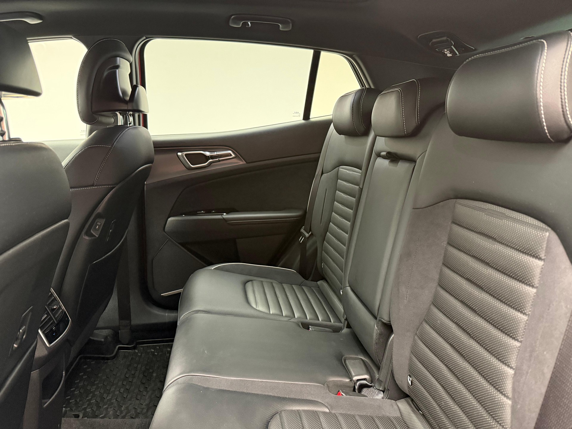 KIA Sportage 1.6 T-GDi GT-Line-image-9