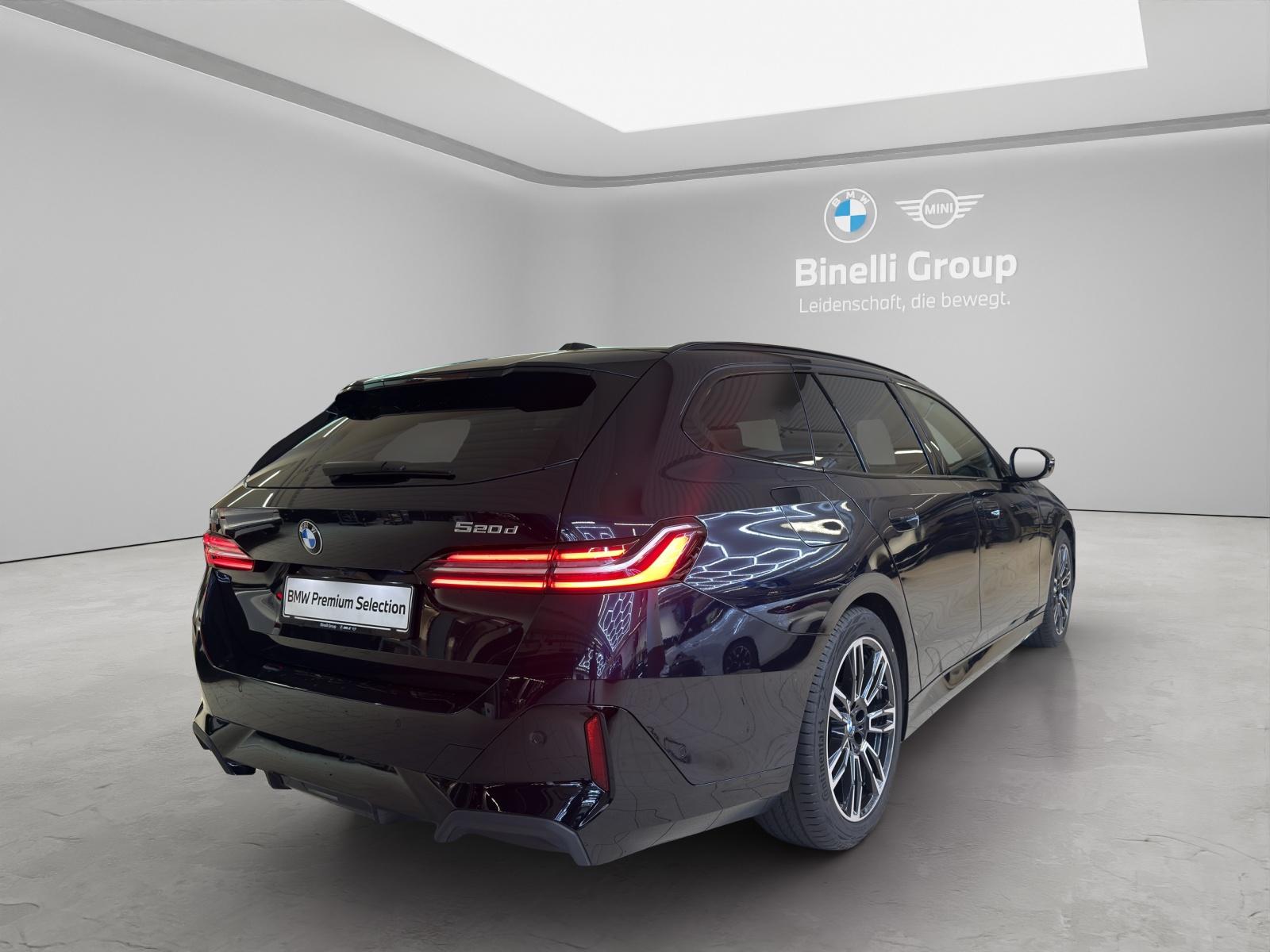 BMW 520d xDrive Touring M-SportPaket-image-4