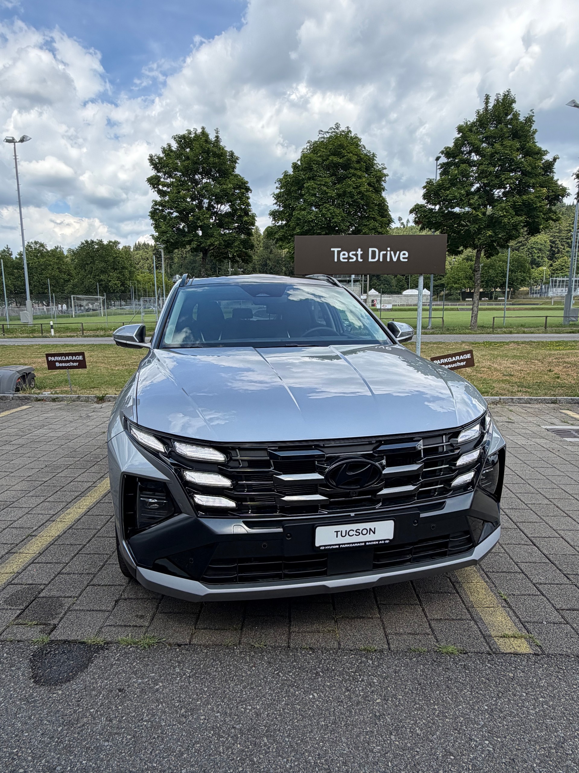 HYUNDAI Tucson 1.6 TGDI PHEV Vertex Swiss Edition 4WD-image-4