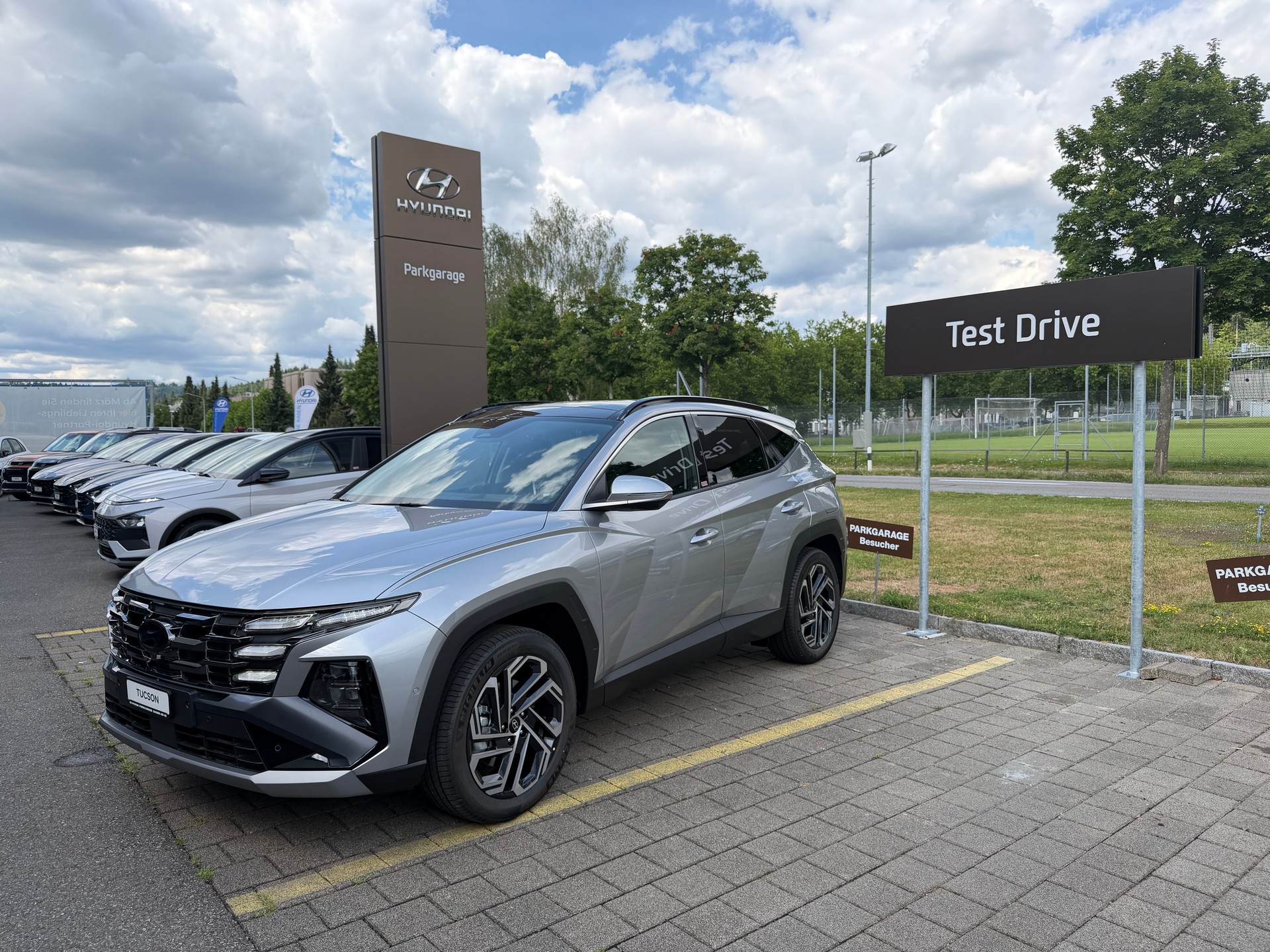 HYUNDAI Tucson 1.6 TGDI PHEV Vertex Swiss Edition 4WD-image-0