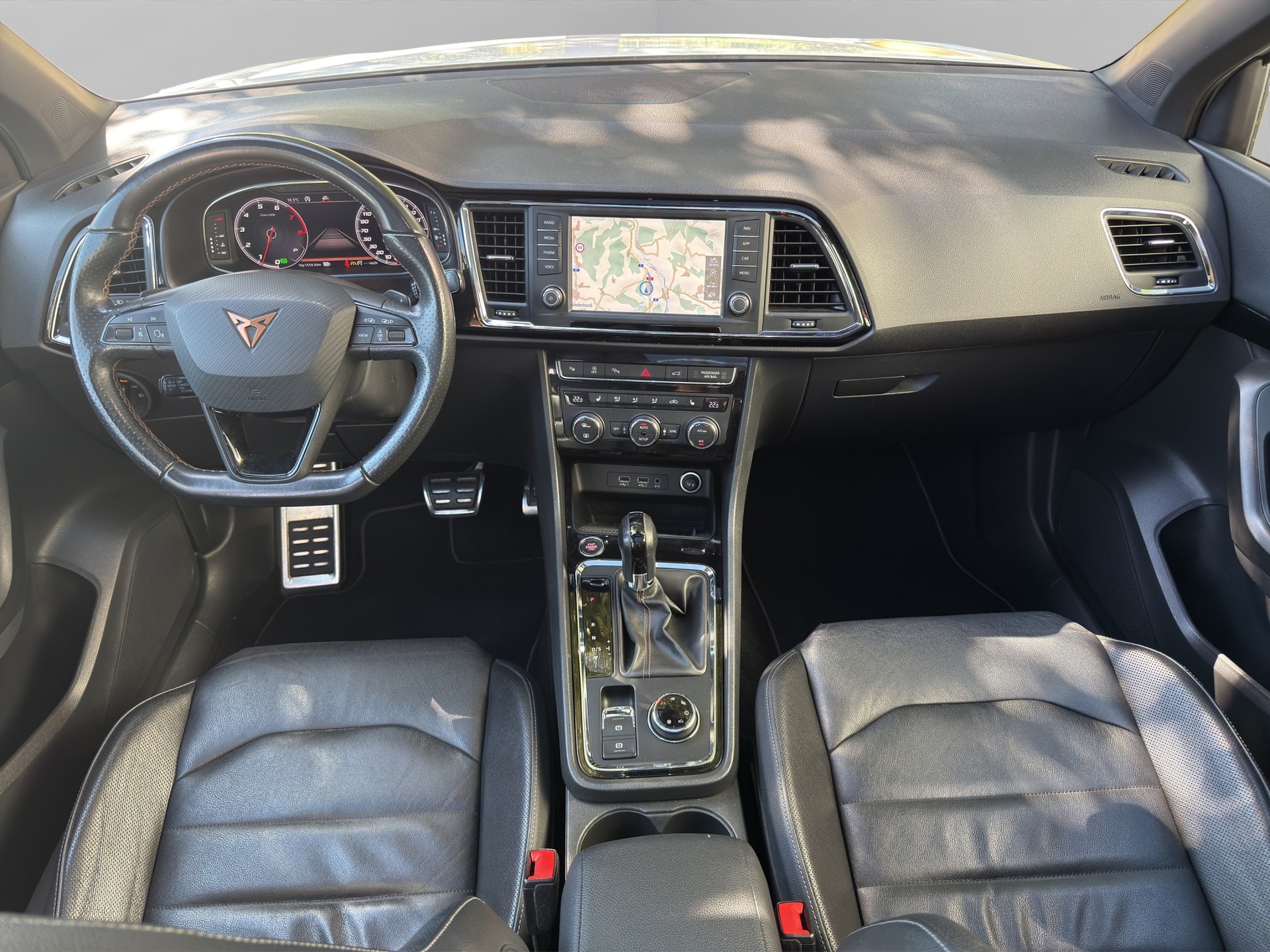 CUPRA Ateca 2.0TSI 4Drive DSG * Panorama * Leder * Garantie *-image-10